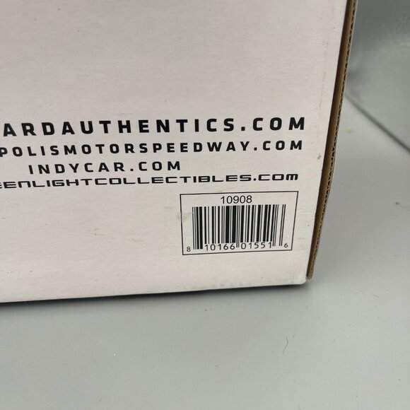 Greenlight-1:18 Scale Dan Wheldon In Memoriam Indy Car 2012 Brickyard Authentics - Picture 12 of 16